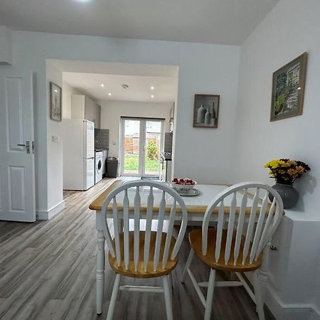 엔필드 Bali Bliss Garden Flat With Parking 아파트 외부 사진