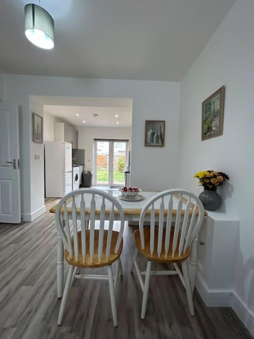 엔필드 Bali Bliss Garden Flat With Parking 아파트 외부 사진